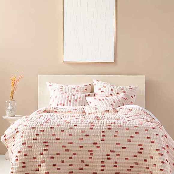 Anthropologie Other - Anthropologie Woven Ashlyn Queen Quilt- no discount